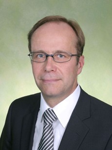 Dr. Michael Fischer